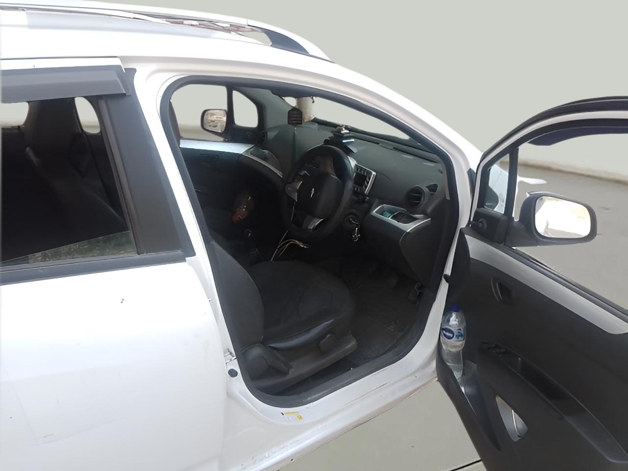 2015 Chevrolet Beat LT DIESEL, Diesel, Manual, 1,26,647 km, interior