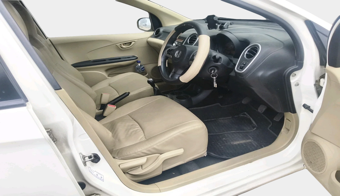 2015 Honda Mobilio 1.5L I-VTEC S, Petrol, Manual, 32,397 km, interior