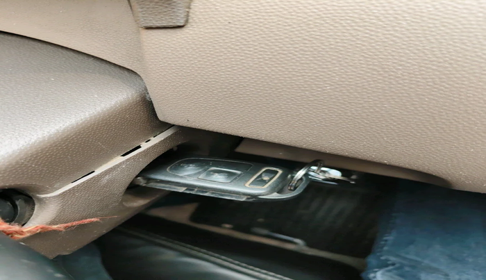 2018 Mahindra Bolero POWER PLUS SLX, Diesel, Manual, 93,237 km, interior