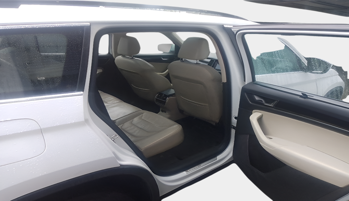 2018 Skoda Kodiaq STYLE 2.0 TDI 4X4 AT, Diesel, Automatic, 2,08,164 km, interior