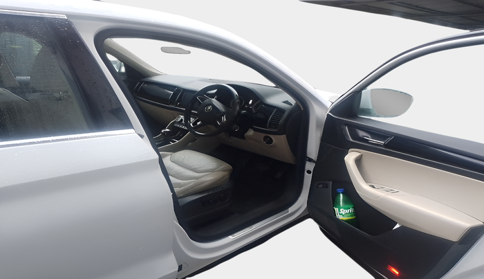 2018 Skoda Kodiaq STYLE 2.0 TDI 4X4 AT, Diesel, Automatic, 2,08,164 km, interior