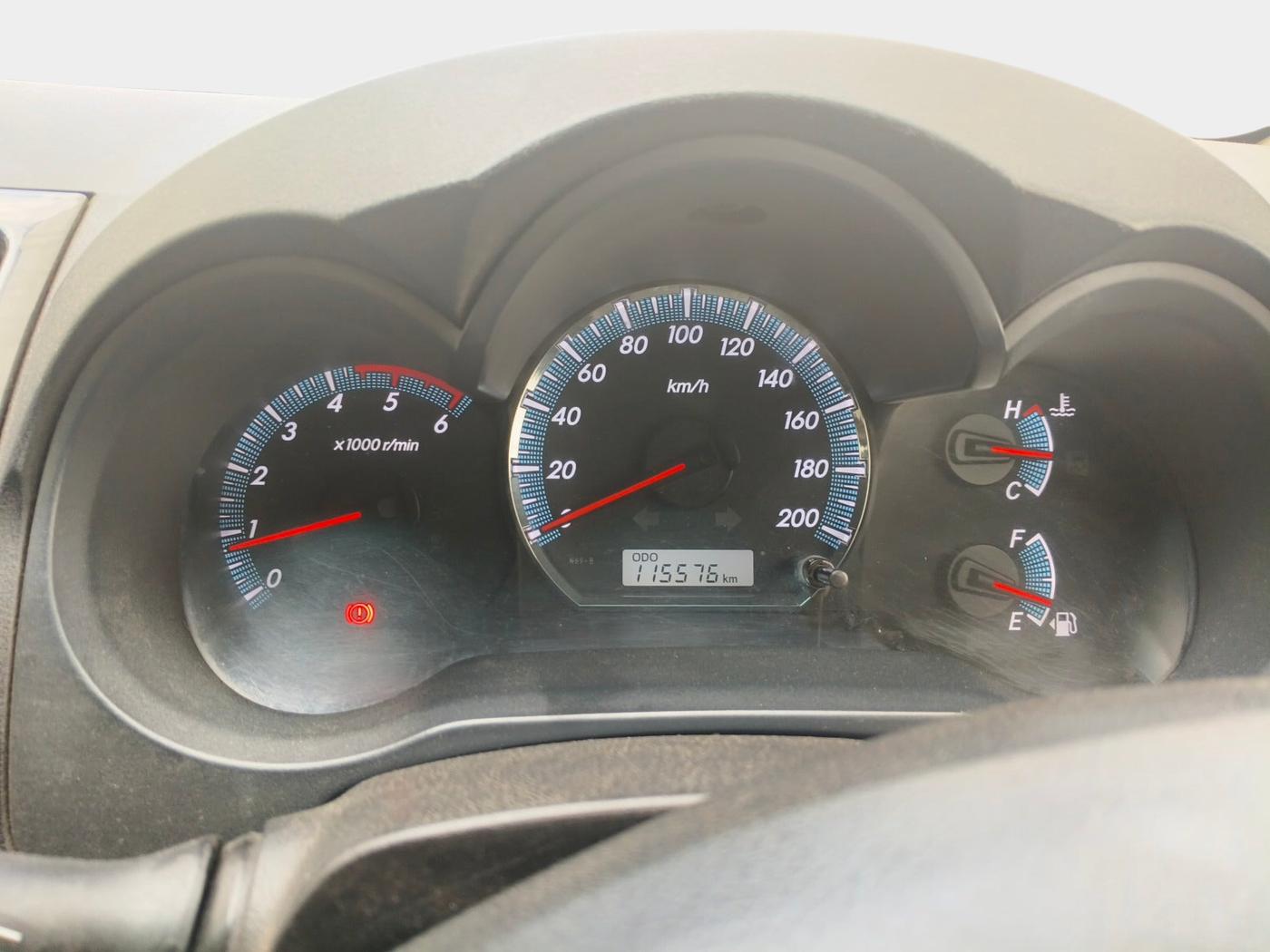 2014 Toyota Fortuner 3.0 4X4 MT, Diesel, Manual, 1,15,576 km, interior