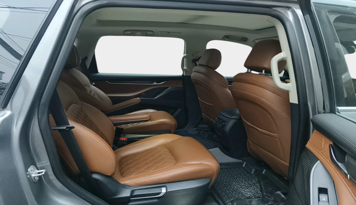 2020 MG GLOSTER SAVVY 6 STR 2.0 TWIN TURBO 4WD, Diesel, Automatic, 99,186 km, interior