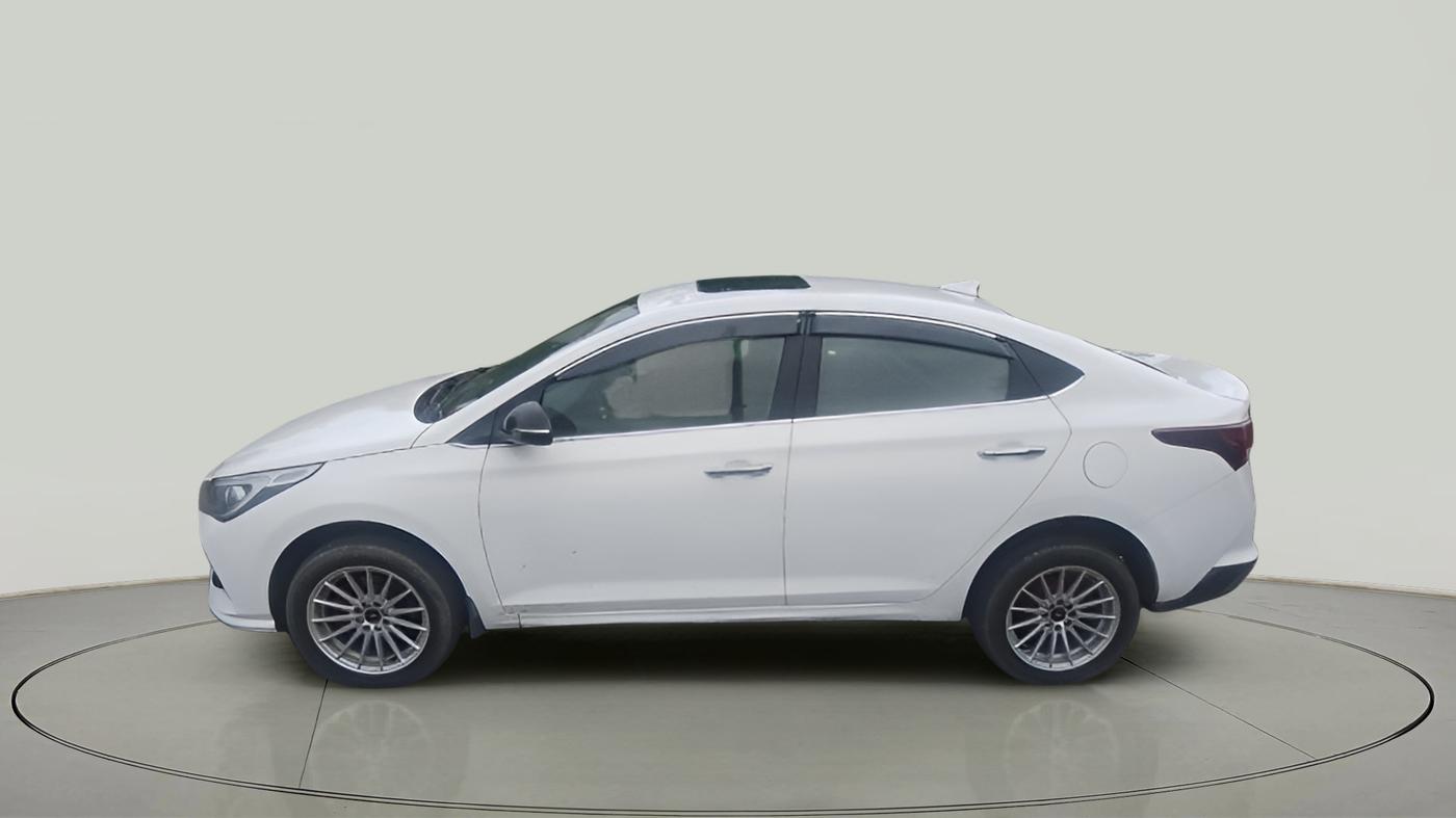 2021 Hyundai Verna SX 1.5 CRDI, Diesel, Manual, 92,239 km, exterior