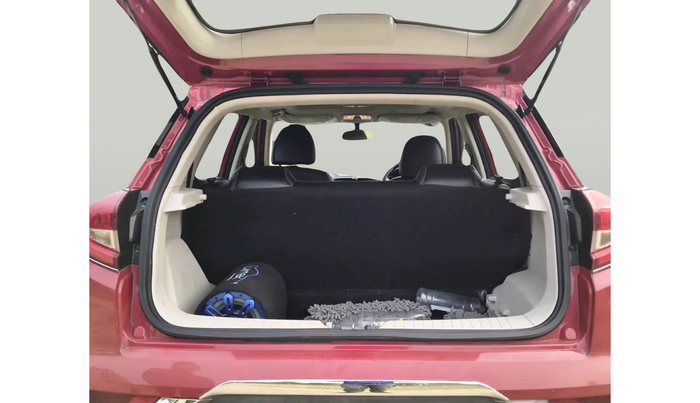 2022 Mahindra XUV300 W6 1.5 DIESEL AMT, Diesel, Automatic, 15,718 km, exterior