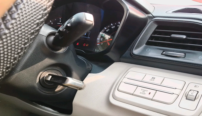 2022 Mahindra XUV300 W6 1.5 DIESEL AMT, Diesel, Automatic, 15,718 km, interior