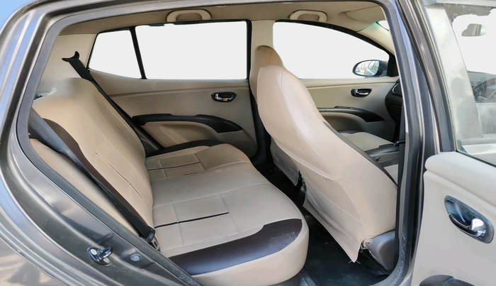 2011 Hyundai i10 MAGNA 1.2, Petrol, Manual, 41,690 km, interior