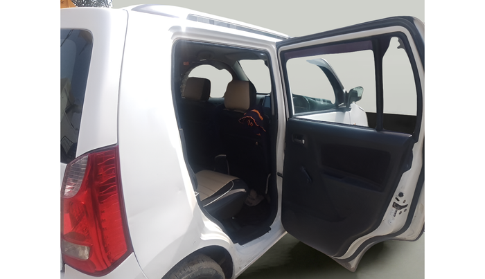 2012 Maruti Wagon R 1.0 LXI, Petrol, Manual, 1,20,939 km, interior