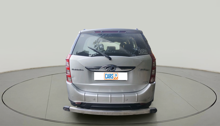 2017 Mahindra XUV500 W10, Diesel, Manual, 1,26,131 km, exterior