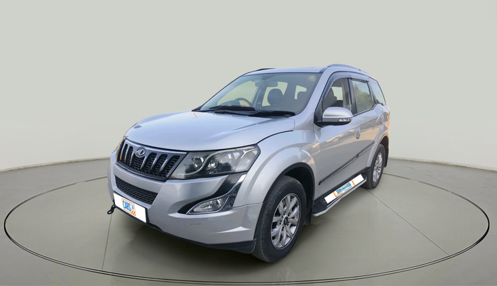 2017 Mahindra XUV500 W10, Diesel, Manual, 1,26,131 km, exterior
