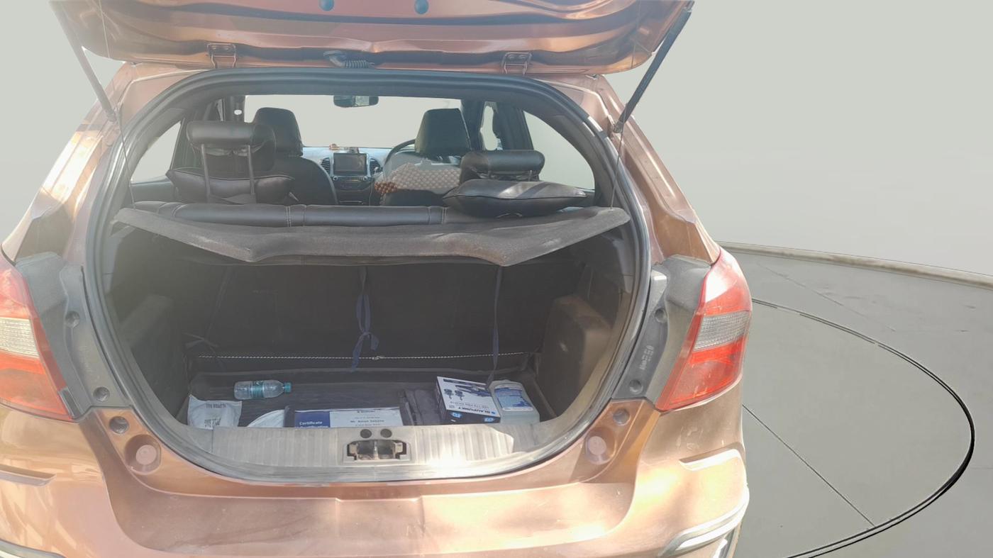 2019 Ford FREESTYLE TITANIUM 1.2 PETROL, Petrol, Manual, 1,64,684 km, exterior