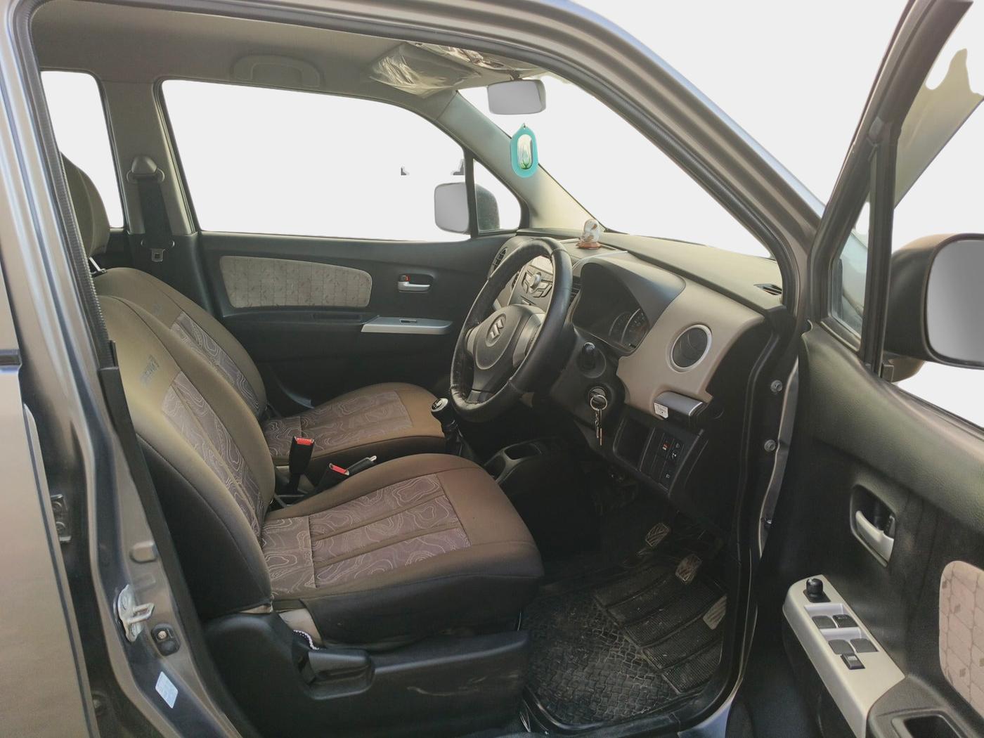 2015 Maruti Wagon R 1.0 VXI, Petrol, Manual, 29,182 km, interior