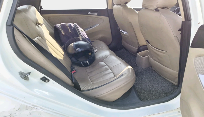 2012 Hyundai Verna FLUIDIC 1.4 CRDI, Diesel, Manual, 1,55,144 km, interior