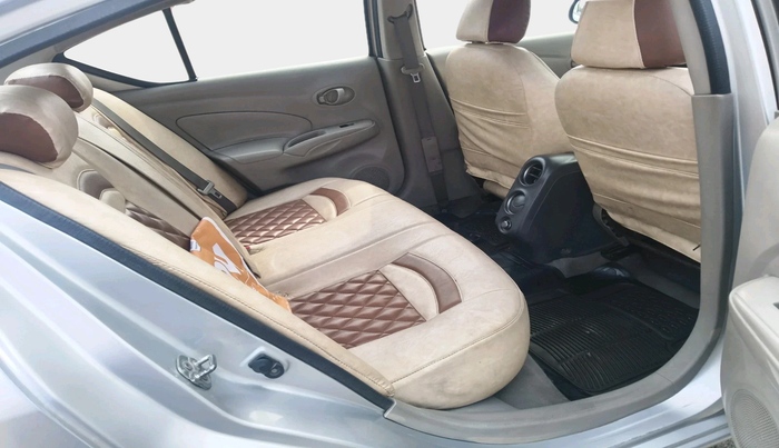 2013 Nissan Sunny XV DIESEL, Diesel, Manual, 1,09,893 km, interior