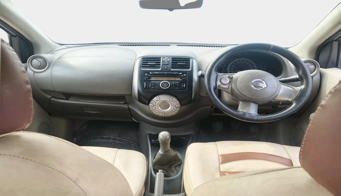 2013 Nissan Sunny XV DIESEL, Diesel, Manual, 1,09,893 km, interior