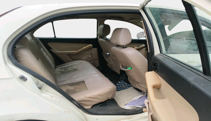 2011 Tata Indica Vista LX QUADRAJET, Diesel, Manual, 1,48,151 km, interior