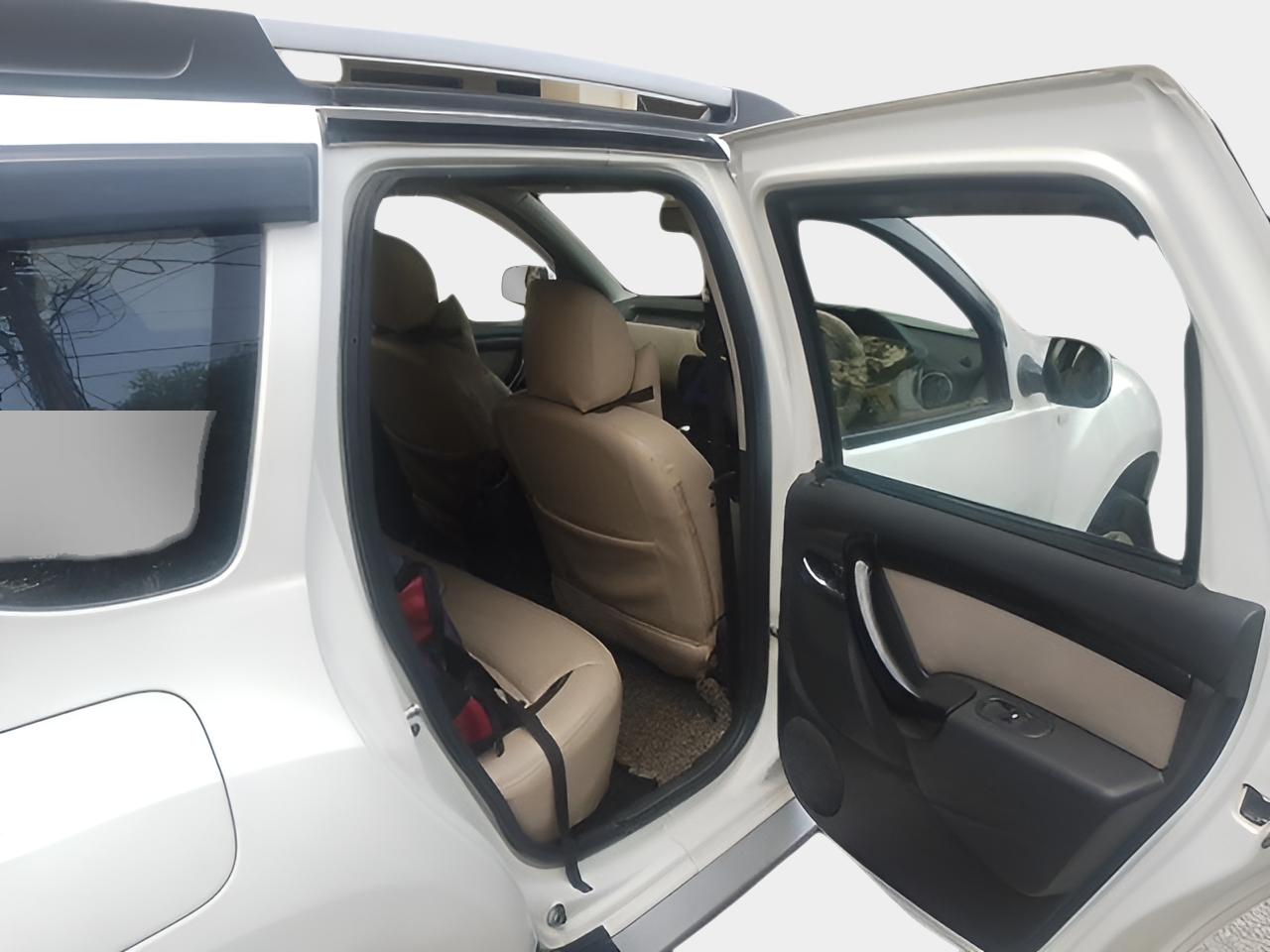 2012 Renault Duster 110 PS RXL DIESEL, Diesel, Manual, 46,908 km, interior