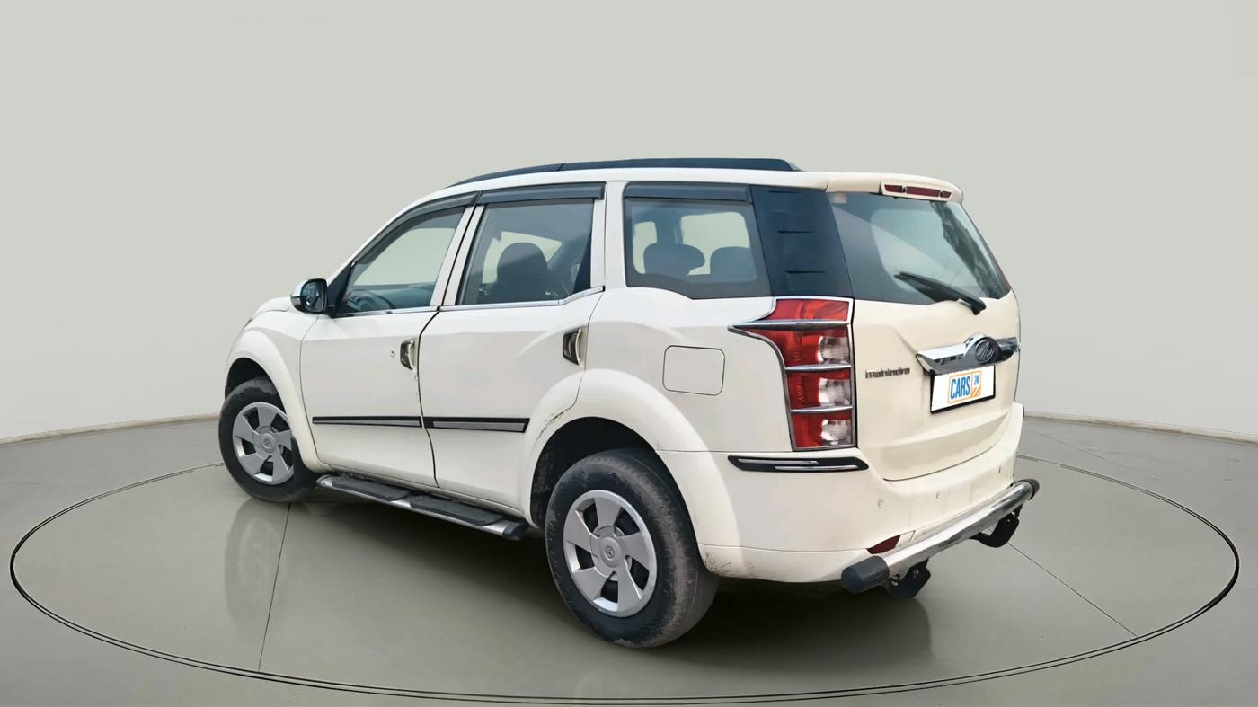 2016 Mahindra XUV500 W4, Diesel, Manual, 1,62,312 km, exterior