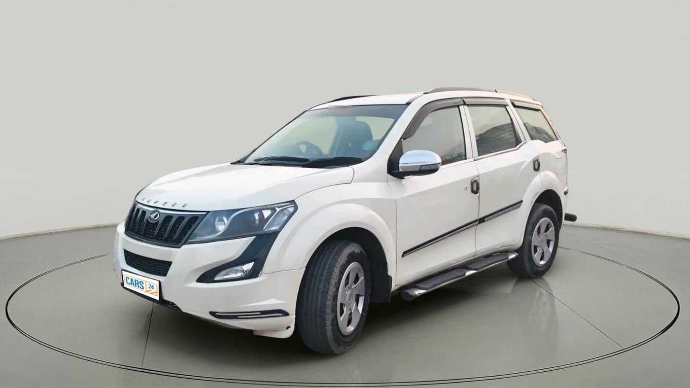 2016 Mahindra XUV500 W4, Diesel, Manual, 1,62,312 km, exterior
