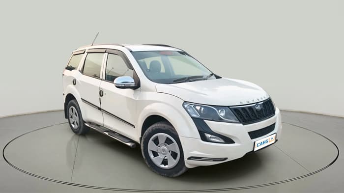 2016 Mahindra XUV500 W4, Diesel, Manual, 1,62,312 km, exterior