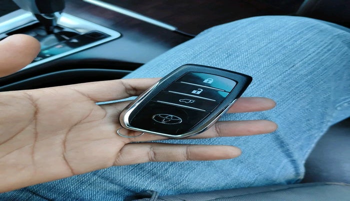 2017 Toyota Fortuner 2.8 4X2 AT, Diesel, Automatic, 50,952 km, interior