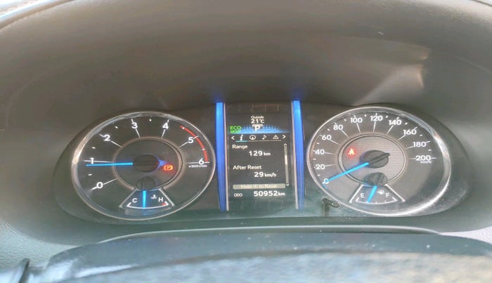 2017 Toyota Fortuner 2.8 4X2 AT, Diesel, Automatic, 50,952 km, interior