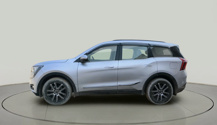 2023 Mahindra XUV700 AX 7 LUXURY D AT 7 STR, Diesel, Automatic, 41,422 km, exterior