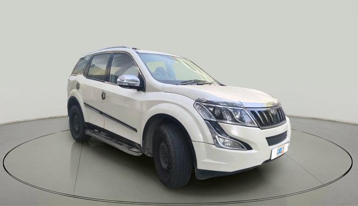 2017 Mahindra XUV500 W6, Diesel, Manual, 87,474 km, exterior