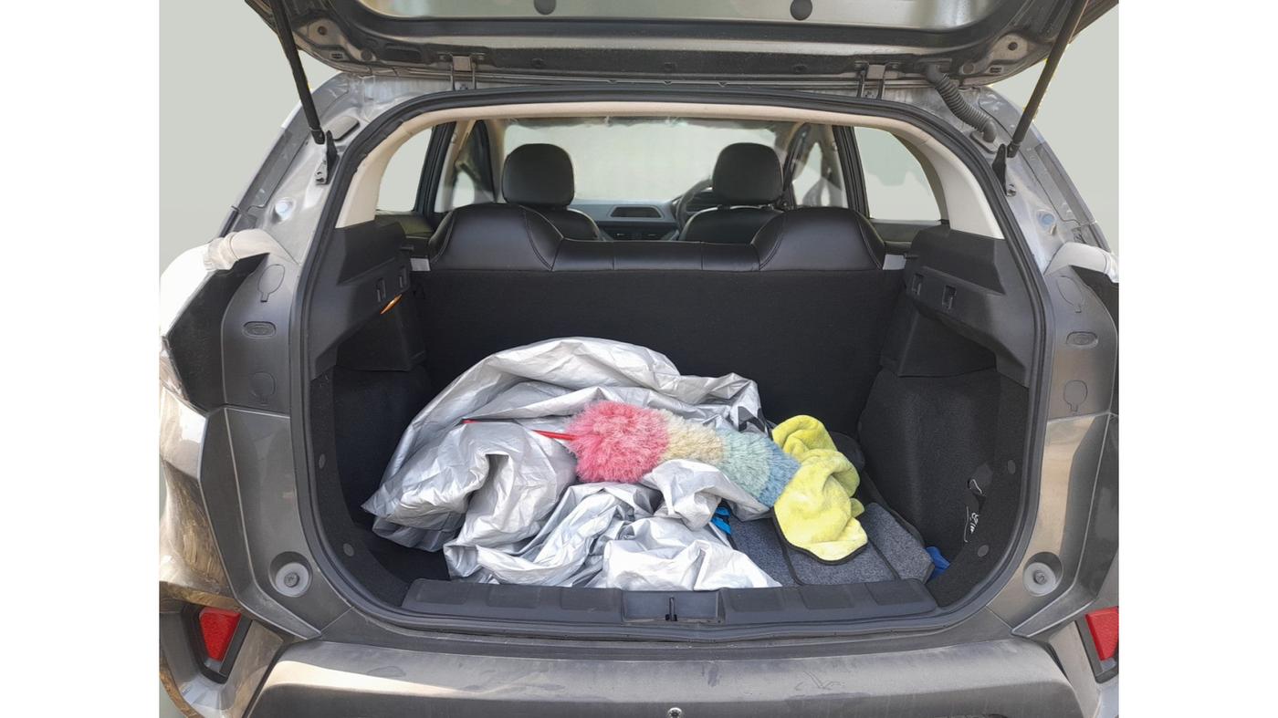 2023 Tata NEXON XM PETROL, Petrol, Manual, 5,600 km, exterior