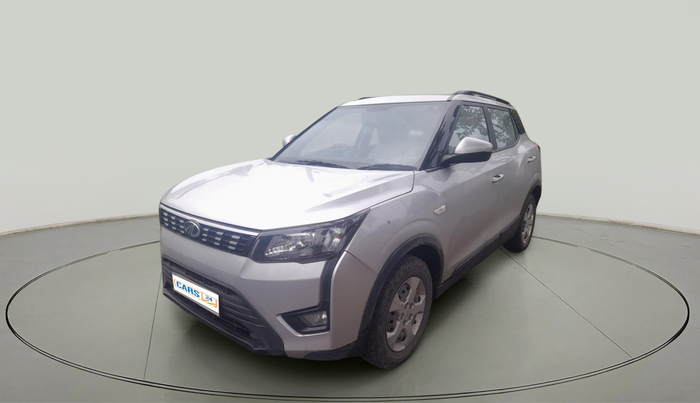 2020 Mahindra XUV300 W6 1.5 DIESEL, Diesel, Manual, 1,49,885 km, exterior