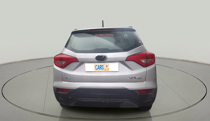 2020 Mahindra XUV300 W6 1.5 DIESEL, Diesel, Manual, 1,49,885 km, exterior