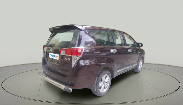 2016 Toyota Innova Crysta 2.4 ZX 7 STR, Diesel, Manual, 1,63,130 km, exterior