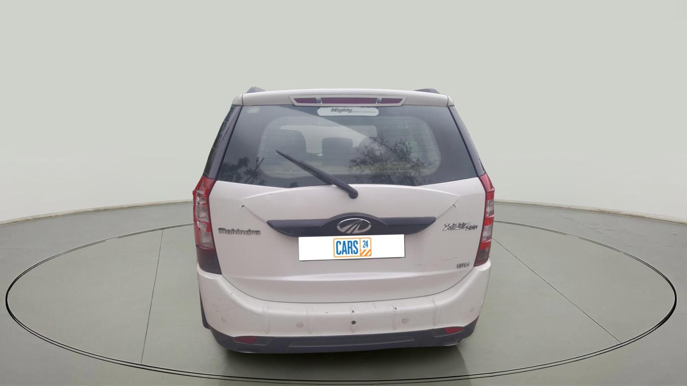 2015 Mahindra XUV500 W6, Diesel, Manual, 1,25,218 km, exterior