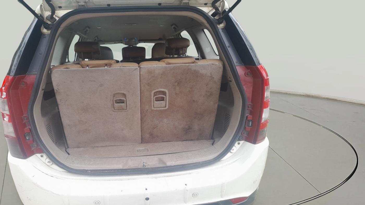 2015 Mahindra XUV500 W6, Diesel, Manual, 1,25,218 km, exterior