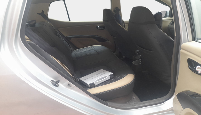 2013 Hyundai i10 MAGNA 1.2, Petrol, Manual, 49,221 km, interior
