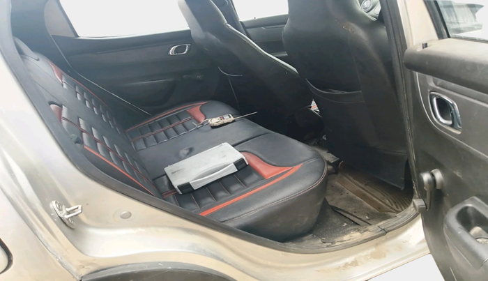 2019 Renault Kwid RXT 1.0 (O), Petrol, Manual, 1,08,088 km, interior