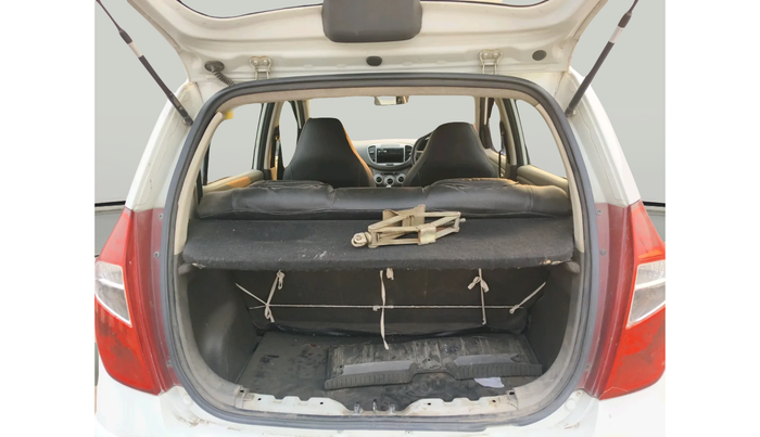 2013 Hyundai i10 MAGNA 1.2, Petrol, Manual, 82,571 km, exterior