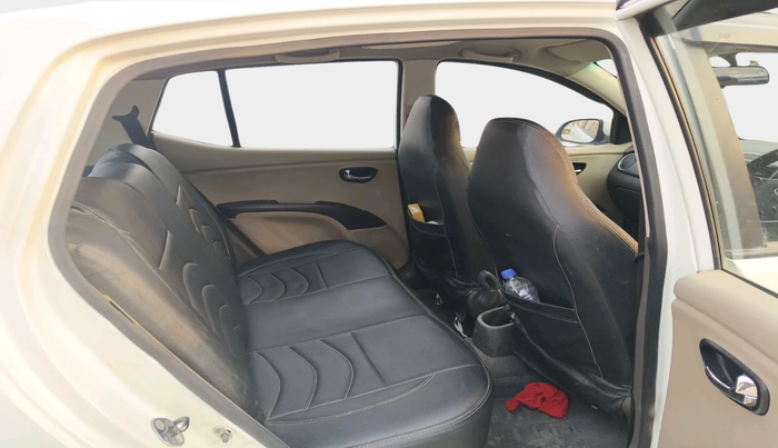 2013 Hyundai i10 MAGNA 1.2, Petrol, Manual, 82,571 km, interior