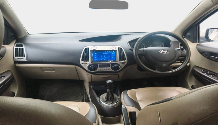 2012 Hyundai i20 MAGNA 1.2, Petrol, Manual, 60,487 km, interior