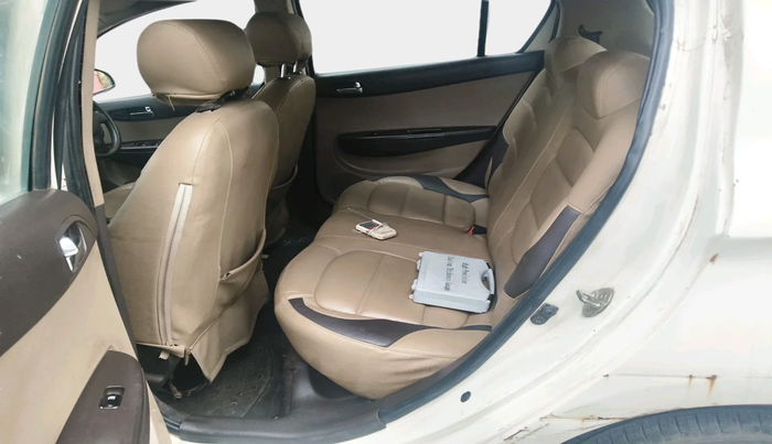 2012 Hyundai i20 MAGNA 1.2, Petrol, Manual, 60,487 km, interior