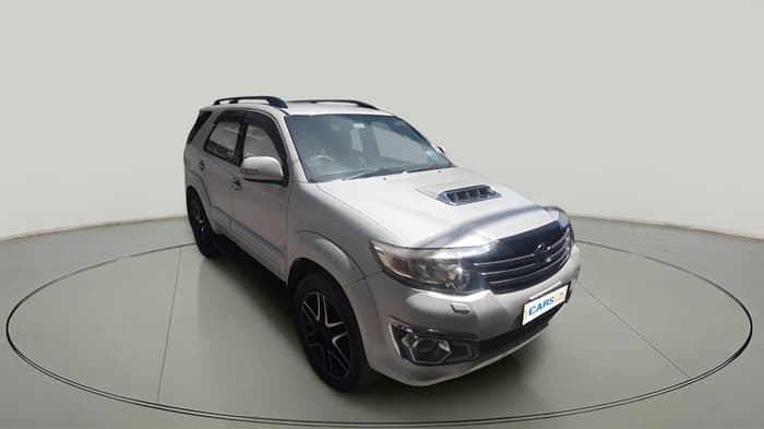 2013 Toyota Fortuner 3.0 4X4 MT, Diesel, Manual, 1,77,477 km, exterior