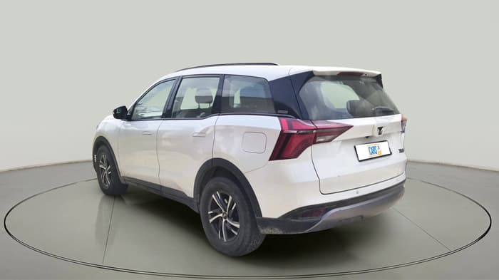 2022 Mahindra XUV700 AX 5 P MT 7 STR, Petrol, Manual, 48,000 km, exterior
