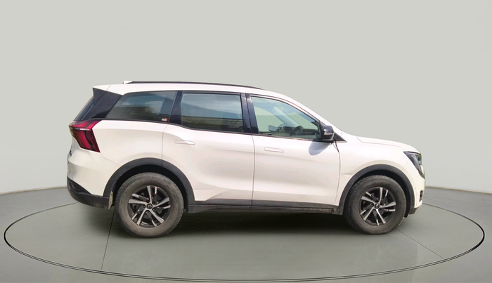 2022 Mahindra XUV700 AX 5 P MT 7 STR, Petrol, Manual, 47,791 km, exterior