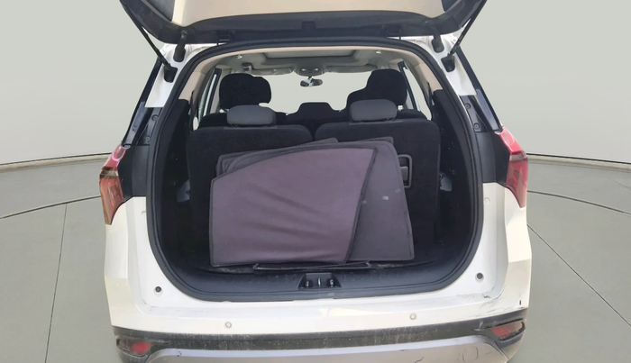 2022 Mahindra XUV700 AX 5 P MT 7 STR, Petrol, Manual, 47,791 km, exterior
