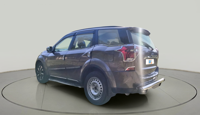 2018 Mahindra XUV500 W11 AT, Diesel, Automatic, 68,570 km, exterior