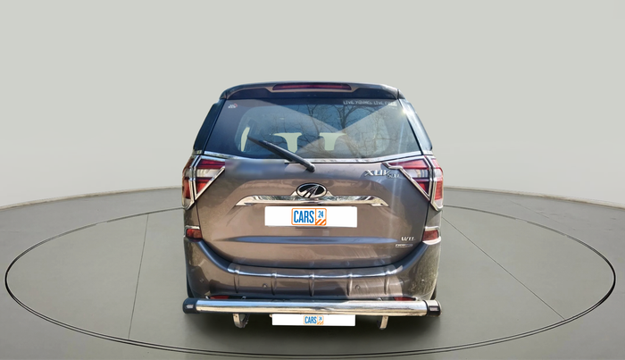 2018 Mahindra XUV500 W11 AT, Diesel, Automatic, 68,570 km, exterior