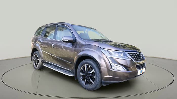 2018 Mahindra XUV500 W11 AT, Diesel, Automatic, 68,570 km, exterior