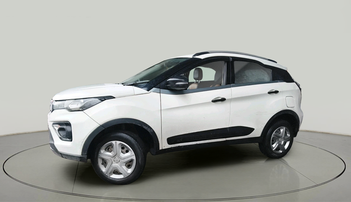 2020 Tata NEXON XM PETROL, Petrol, Manual, 1,35,101 km, exterior