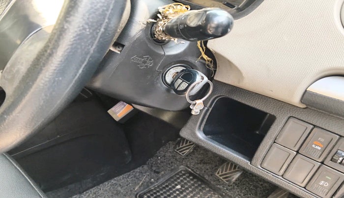 2014 Maruti Wagon R 1.0 VXI, Petrol, Manual, 1,47,500 km, interior