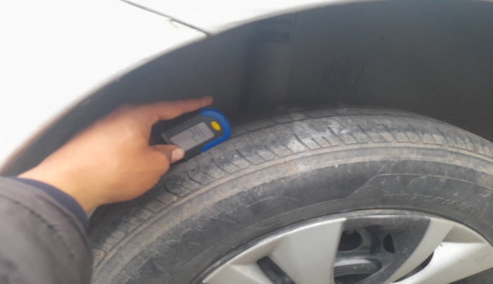 2013 Maruti Swift Dzire LDI, Diesel, Manual, 99,517 km, tyre